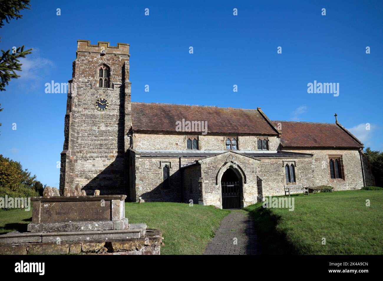 St. Michael and All Angels Church, Warwickshire, Inglaterra, Reino Unido Foto de stock