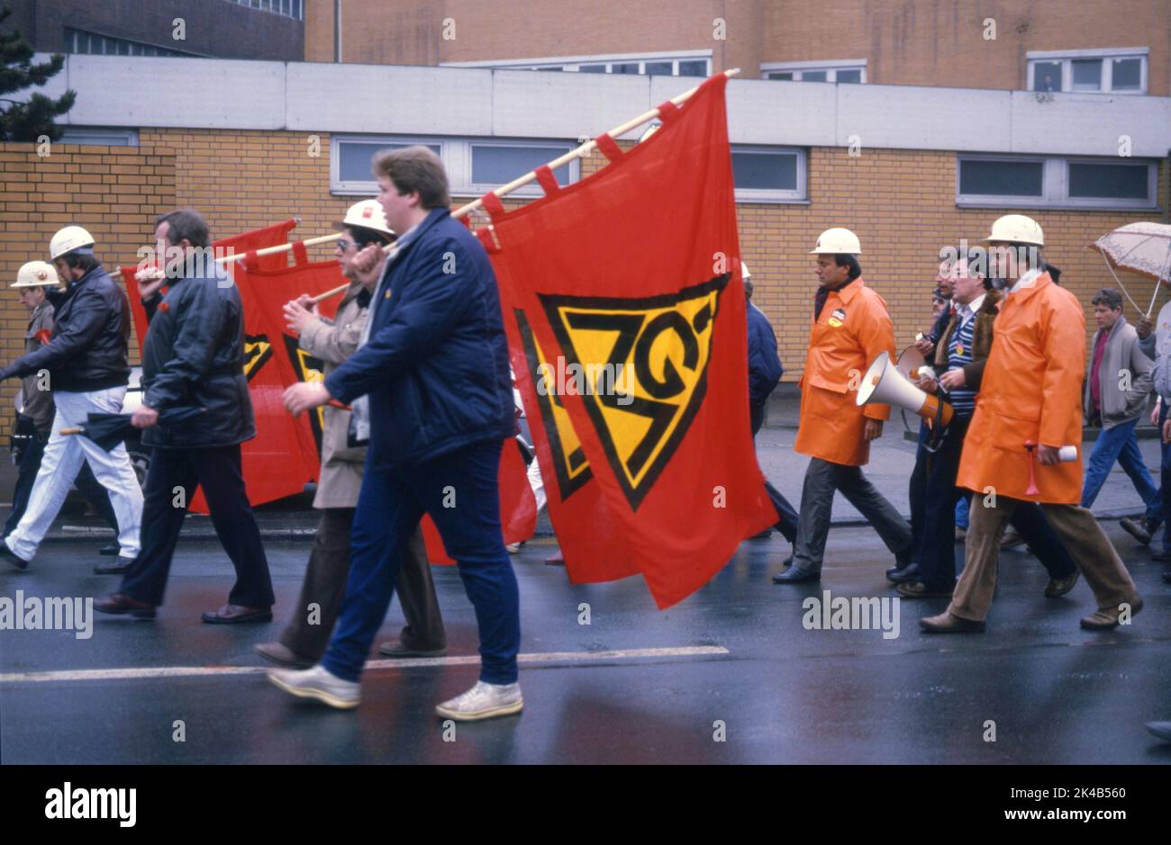 Siegen el 10 de octubre de 1985, Luwigsahafen el 14 de diciembre de 1985, Dortmund el 11 de diciembre de 1985 y el 19 de diciembre de 1985, la intención de modificar el apartado 116 Foto de stock