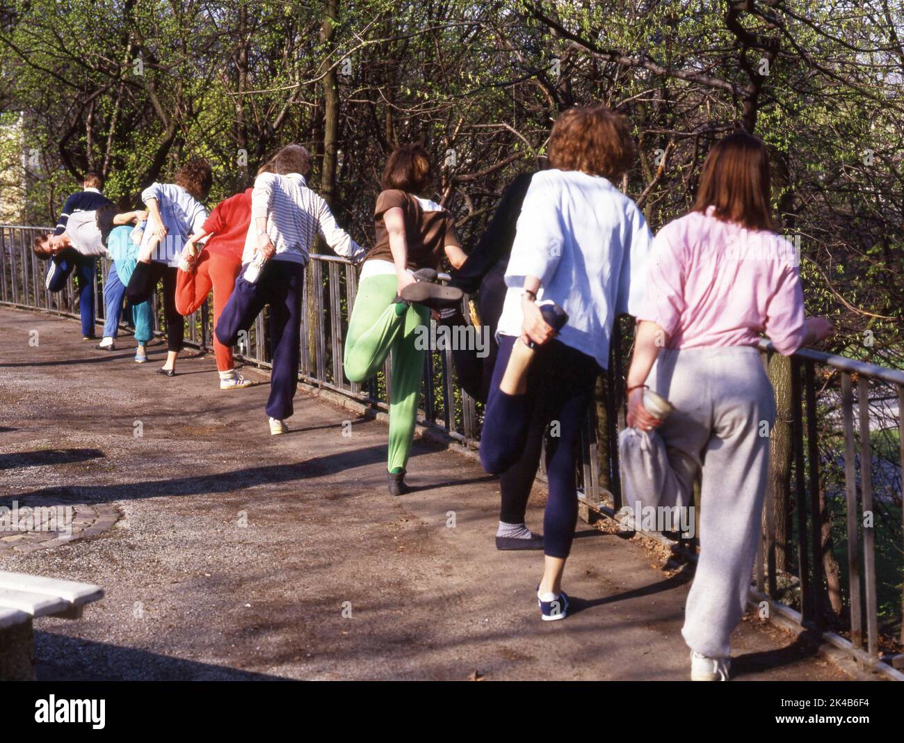 Land und Leute para 27. 4. 1987 Gimnasio. -Grupo, Hamburgo. Ciudad Foto de stock