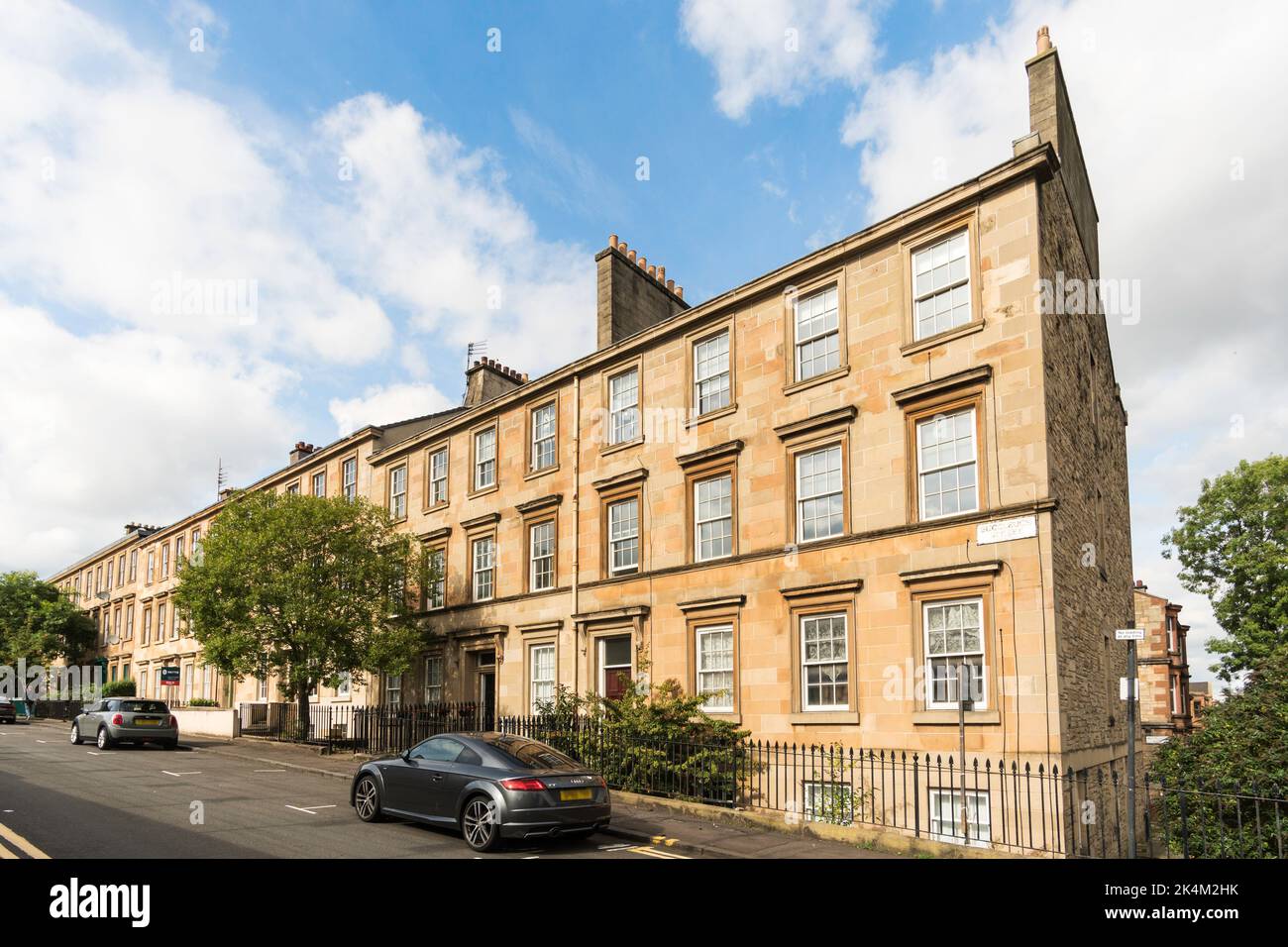 Apartamentos tradicionales en 1840s edificios de viviendas catalogadas 48 Buccleuch Street, Glasgow, Escocia, Reino Unido Foto de stock