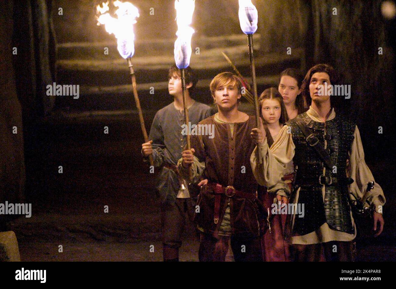 SKANDAR Keynes, William Moseley, Georgie Henley, Anna Popplewell, Ben Barnes, LAS CRÓNICAS DE NARNIA: El Príncipe Caspian, 2008 Foto de stock