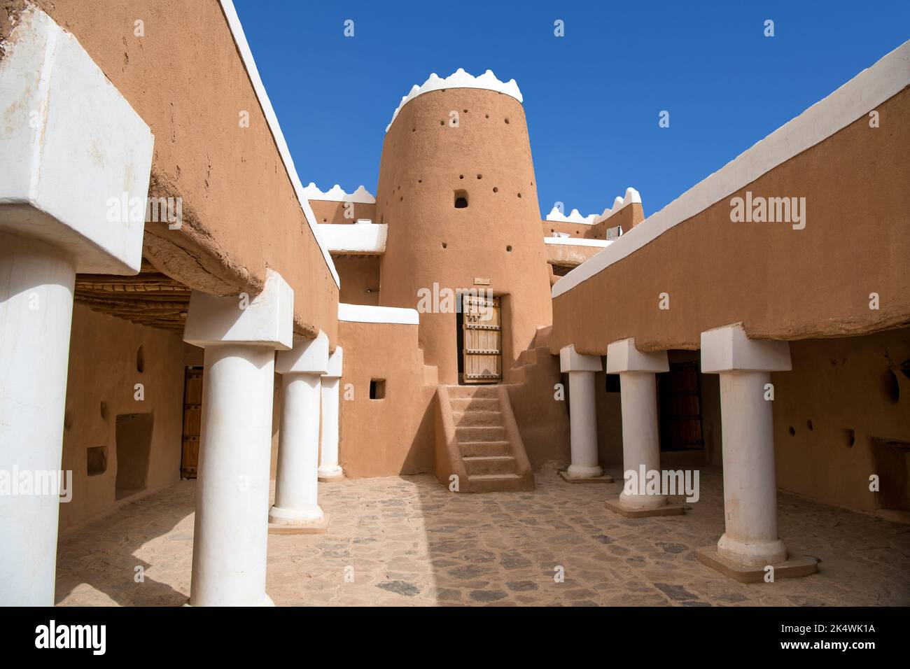 Interior Siglo 17th A'Arif Fort Hail Arabia Saudita 1 Foto de stock