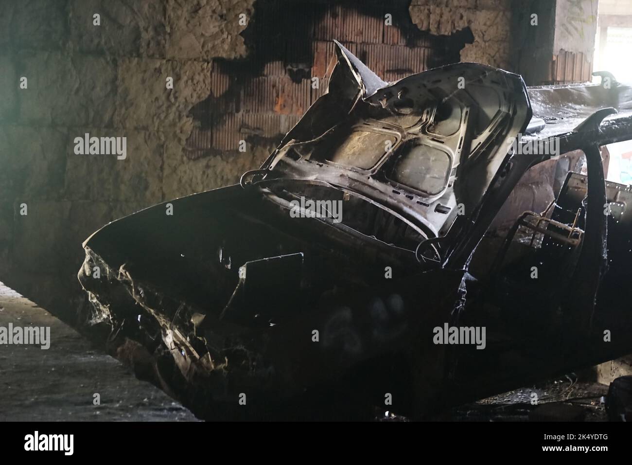 Auto destrozado fotografías e imágenes de alta resolución Alamy