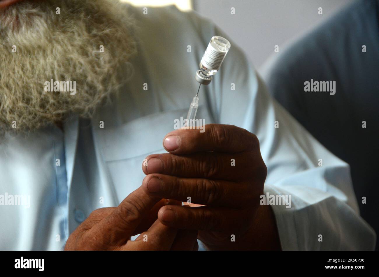 Vacuna para la fiebre tifoidea fotografías e imágenes de alta