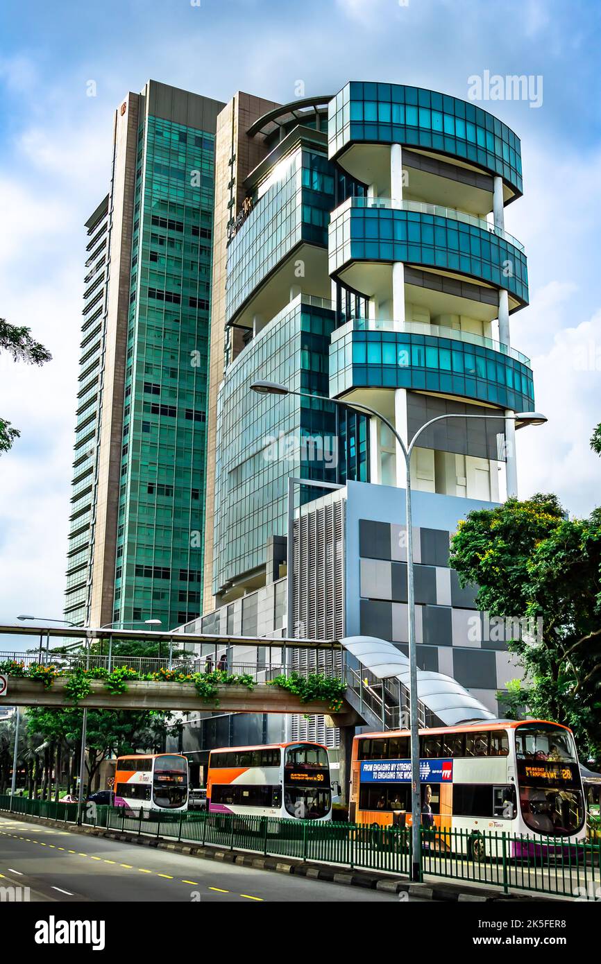 TOA Payoh HDB Hub situado en las tiendas del centro comercial Toa Payoh