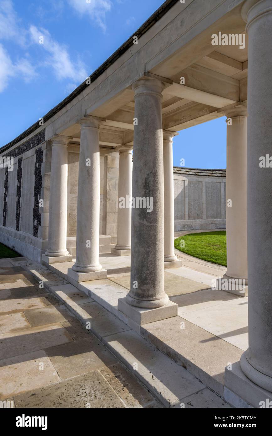 Monumento a los desaparecidos por los muertos de la Primera Guerra Mundial, Tyne Cot Cemetery, Passendale, Flandes Occidental, Bélgica. Foto de stock