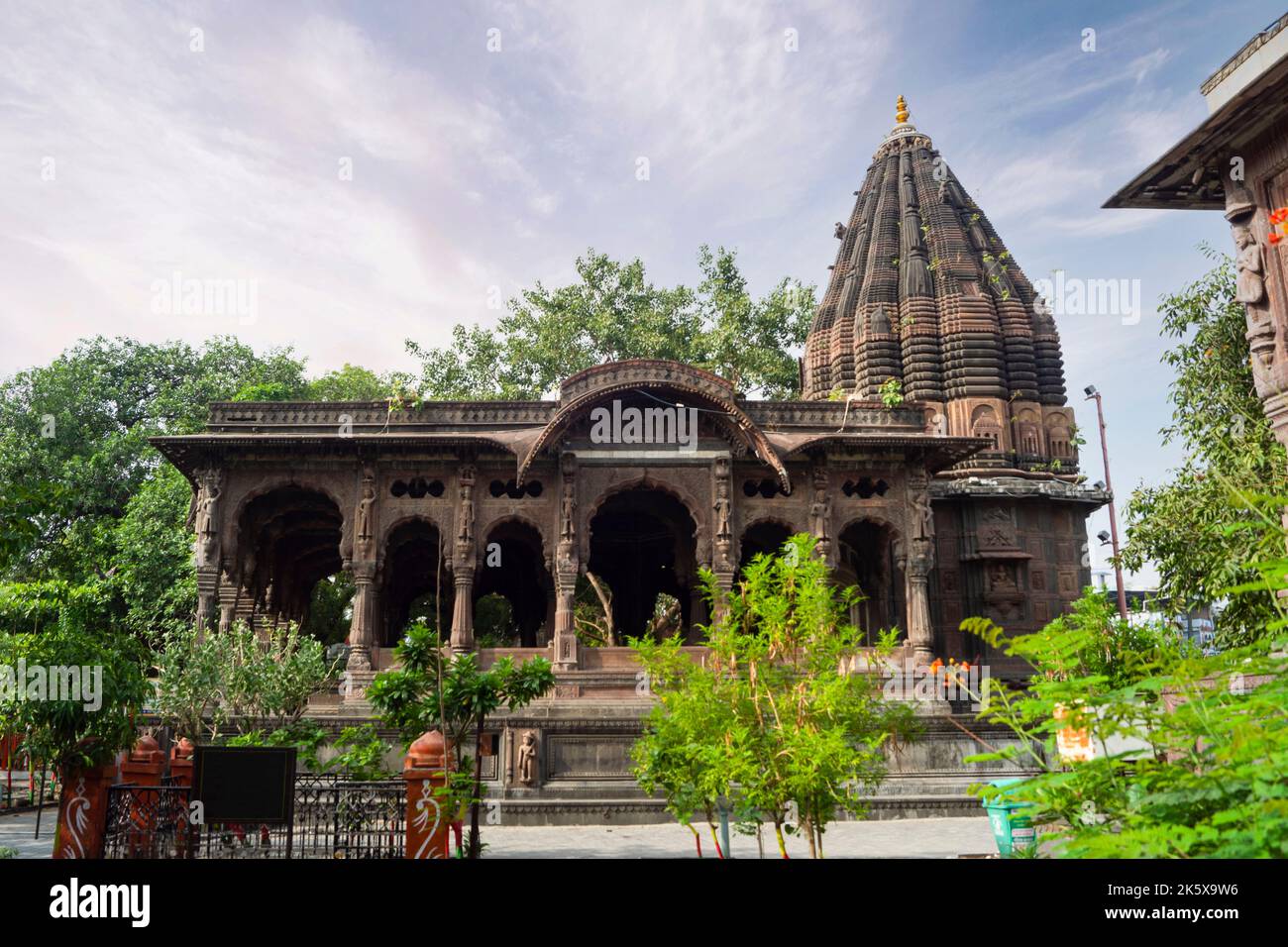 Krishnapura Chhatri, Indore, Madhya Pradesh. Arquitectura India. Arquitectura antigua del templo indio. Foto de stock
