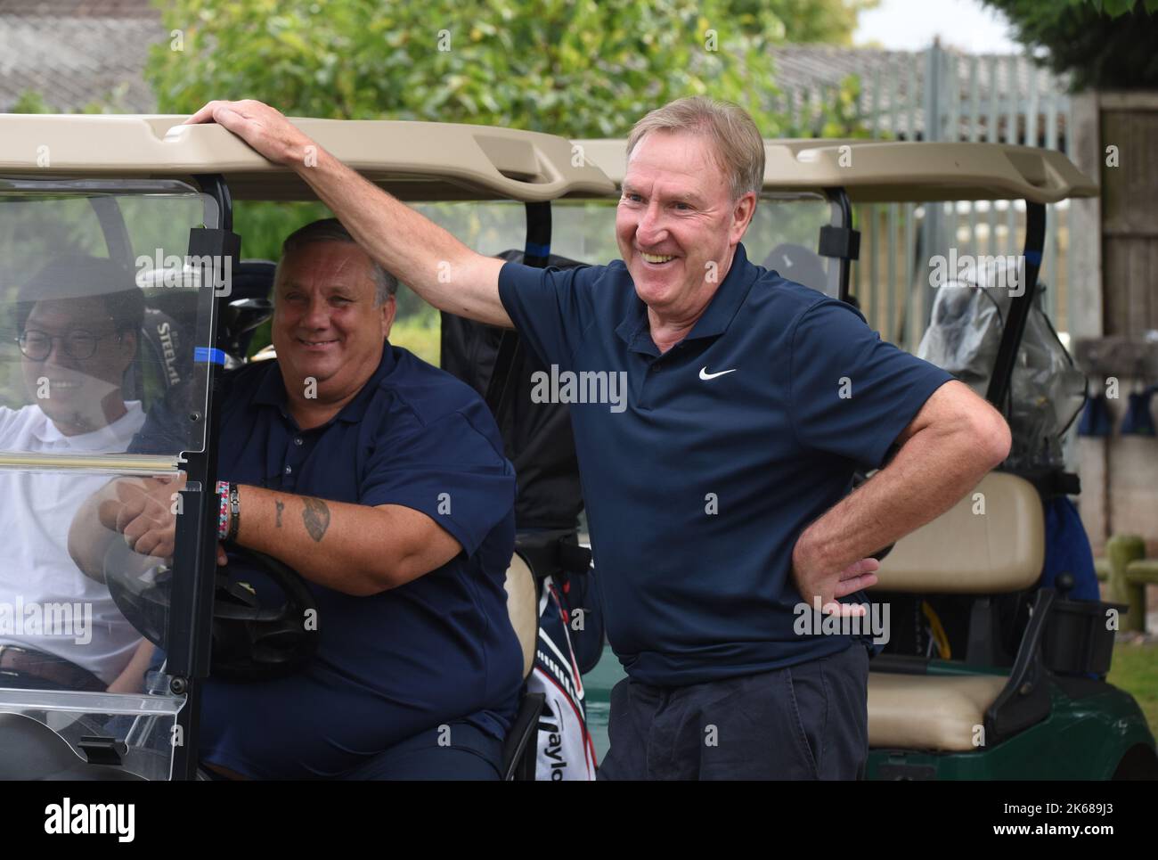 El ex Wolverhampton Wanderers y el futbolista Steve Daley del Manchester City se disputarán el día del golf. Día de golf de la Asociación de Jugadores de Lobos en Oxley Park Golf C. Foto de stock