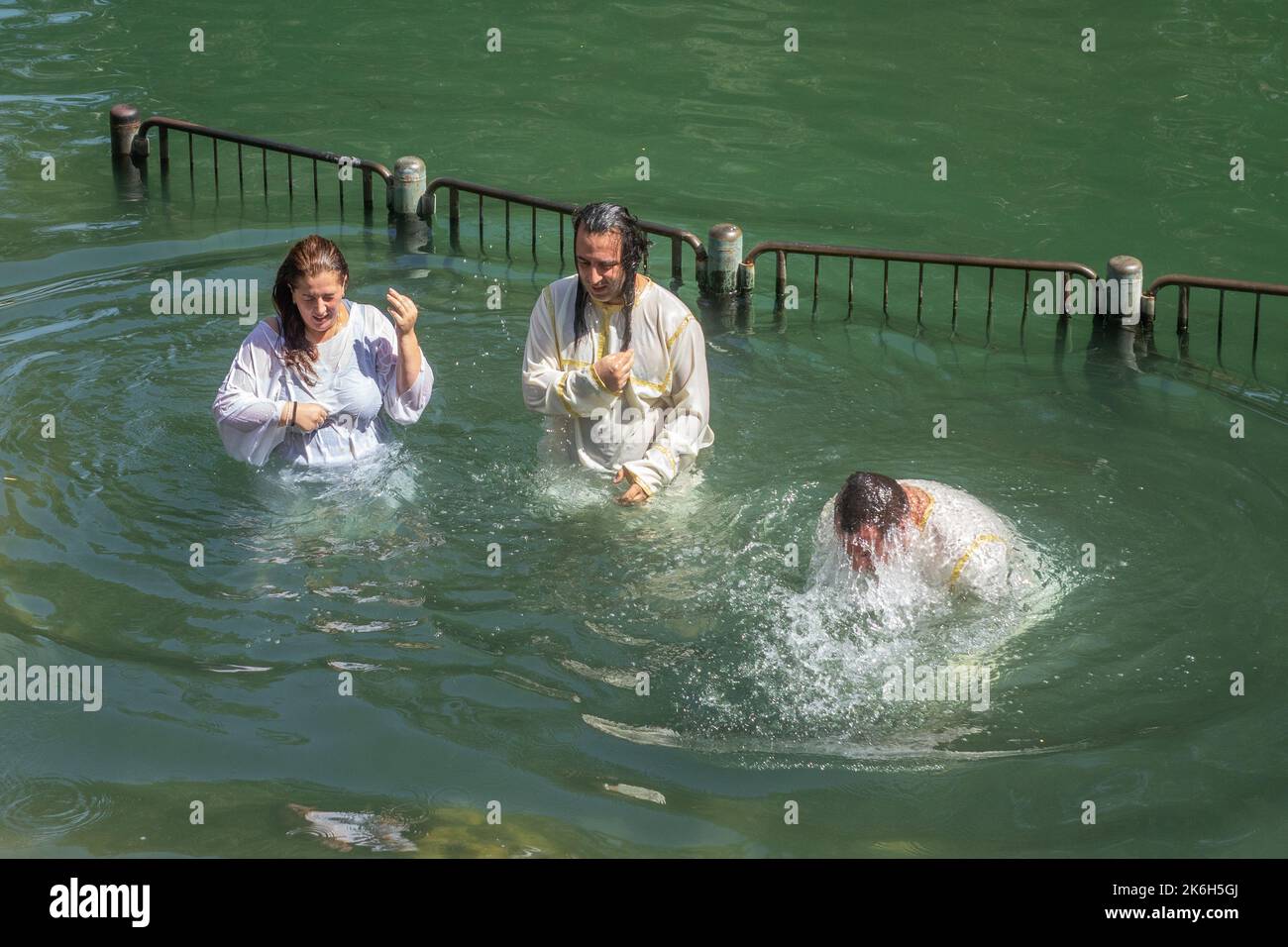 Israel, Galilea, Yardenit, bautismo en el río Jordán Foto de stock