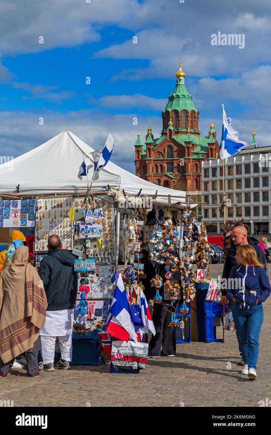 Mercado en la Plaza del Senado, Helsinki, Finlandia, Europa Foto de stock