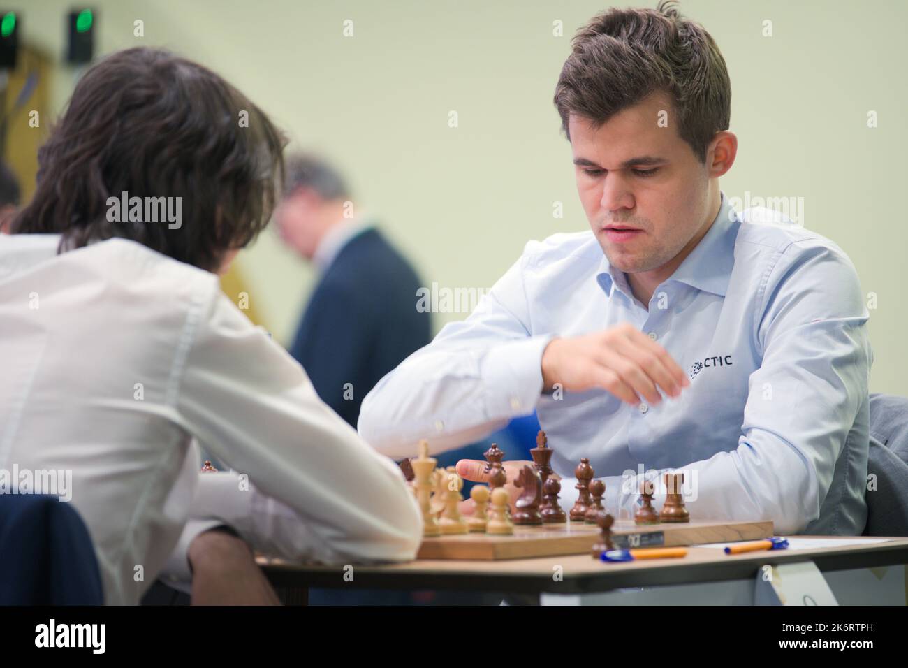 El Campeón Mundial de Ajedrez Magnus Carlsen, Noruega compite en el Campeonato  Mundial Rey Salman de Ajedrez Rápido 2018. Eventualmente tomó 5th lugar  Fotografía de stock - Alamy
