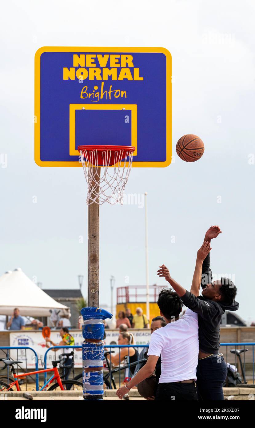 Basketball court next to fotografías e imágenes de alta resolución - Página  2 - Alamy