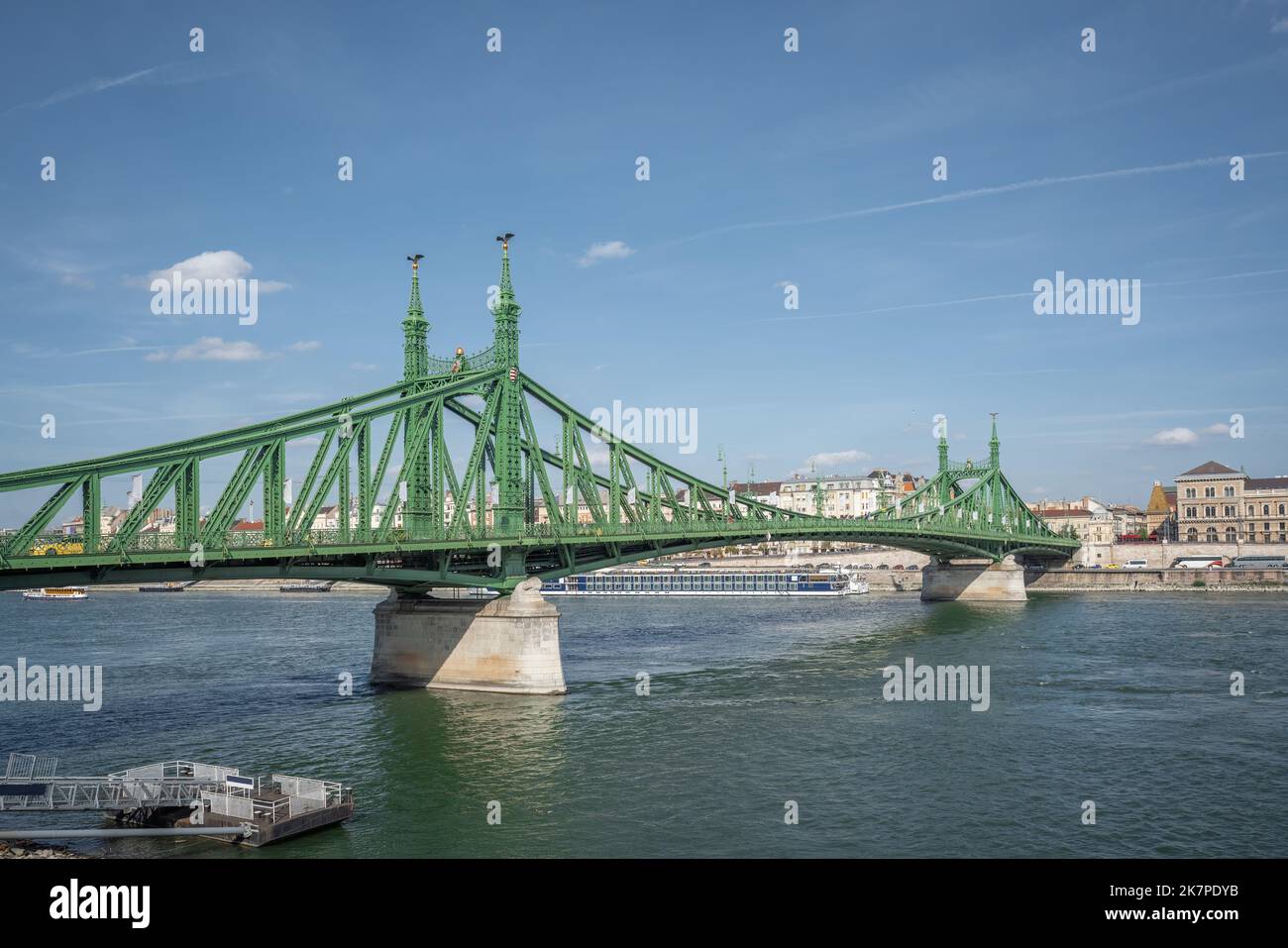 Puente de la Libertad - Budapest, Hungría Foto de stock