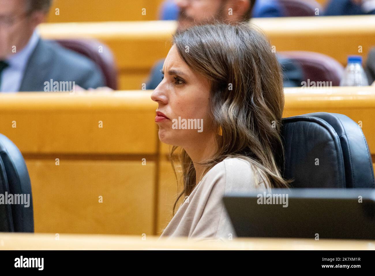 Irene Montero Gil. Ministro de Igualdad en el Senado de Madrid. MADRID, ESPAÑA - 18 DE OCTUBRE DE 2022. Foto de stock
