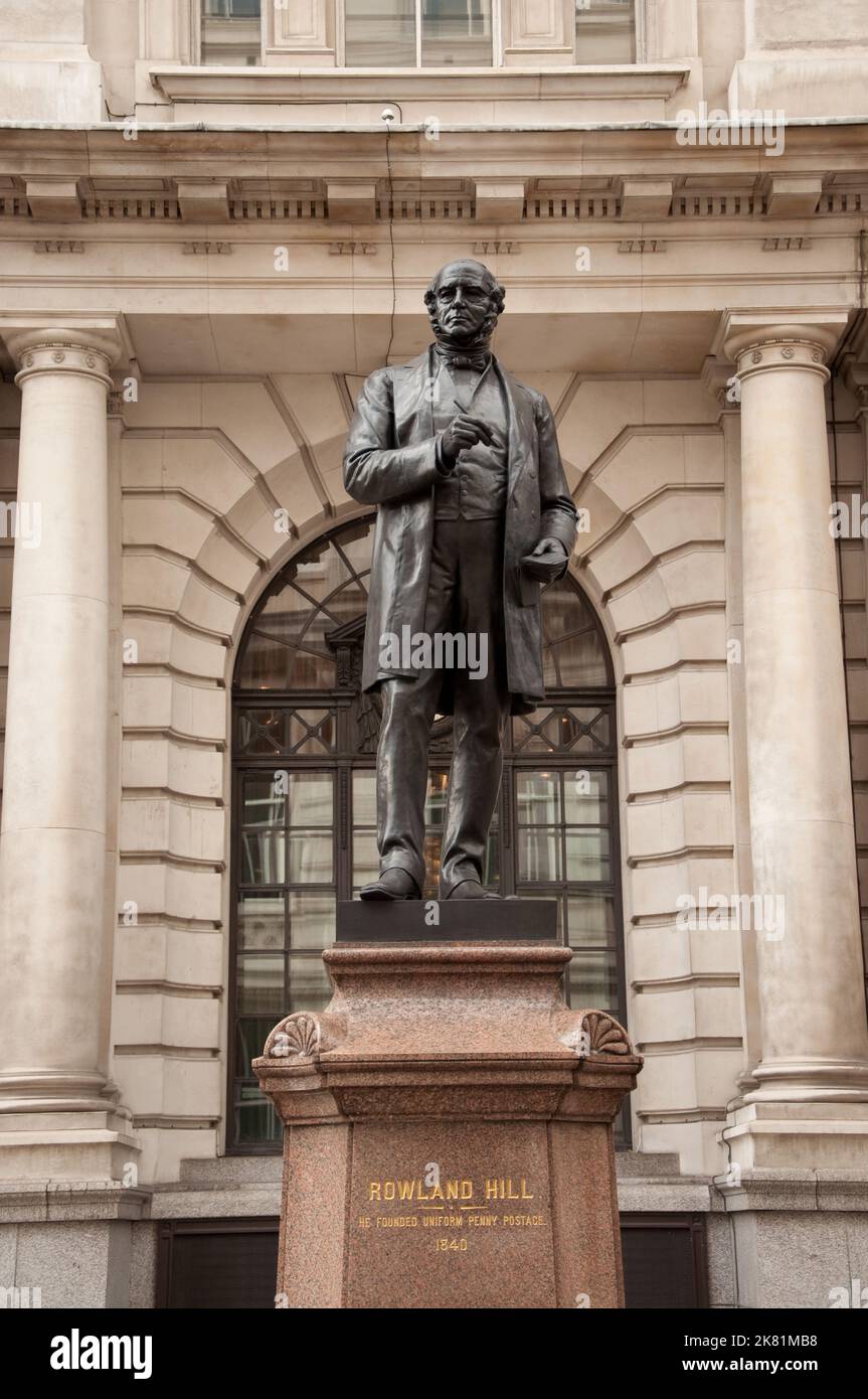 Sir Rowland Hill KCB, FRS (3 de diciembre de 1795 - 27 de agosto de 1879) fue un maestro, inventor y reformador de inglés. Hizo campaña por una r completa Foto de stock
