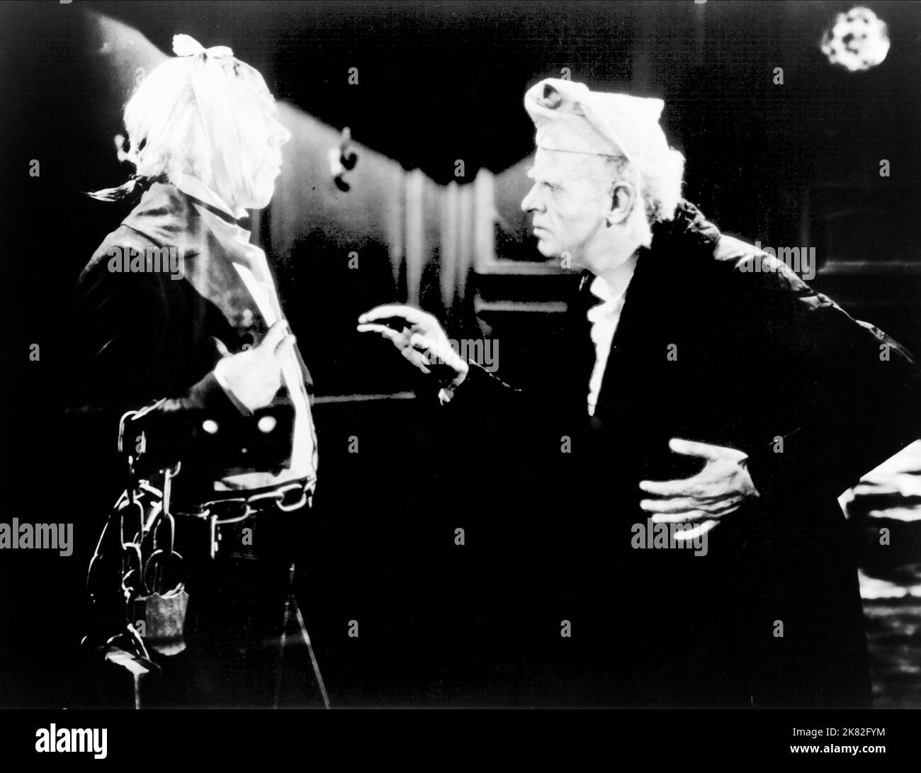 Carroll & Reginald Owen Film A Christmas Carol (1938) Personajes