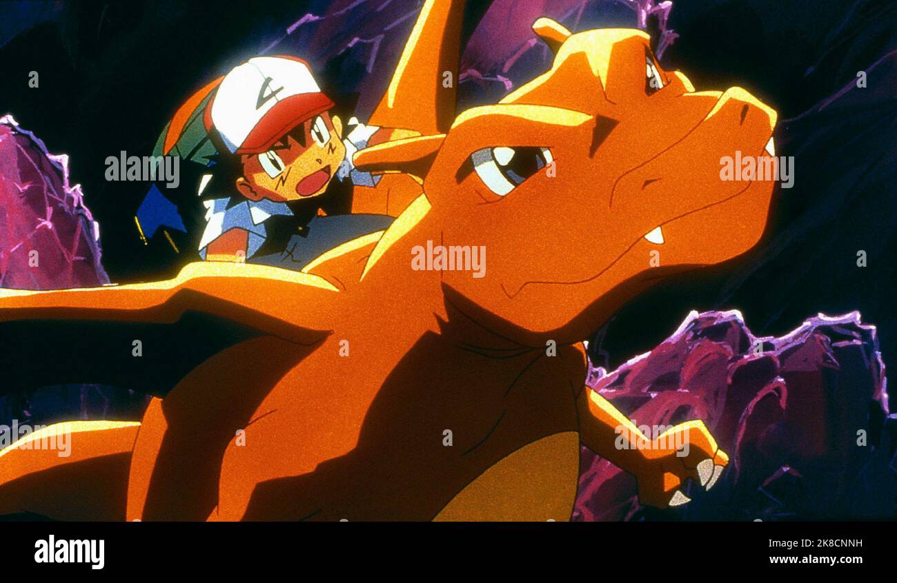 Ceniza y Charizard Película: Pokemon 3: La película (Gekijo-ban poketto monsuta: Kessho-to no teio) JP 2000, Región: Michael Haigney & Kunihiko Yuyama, Director: Michael Haigney, K Yuyama 08 Julio 2000 **ADVERTENCIA** Esta fotografía es sólo para uso editorial y es propiedad de WARNER Bros. Y/o del fotógrafo asignado por The Film or Production Company y sólo puede ser reproducida por publicaciones en conjunción con la promoción de la película anterior. Se requiere un crédito obligatorio para WARNER Bros. El fotógrafo también debe ser acreditado cuando se conoce. No se puede conceder ningún uso comercial sin escrito Foto de stock