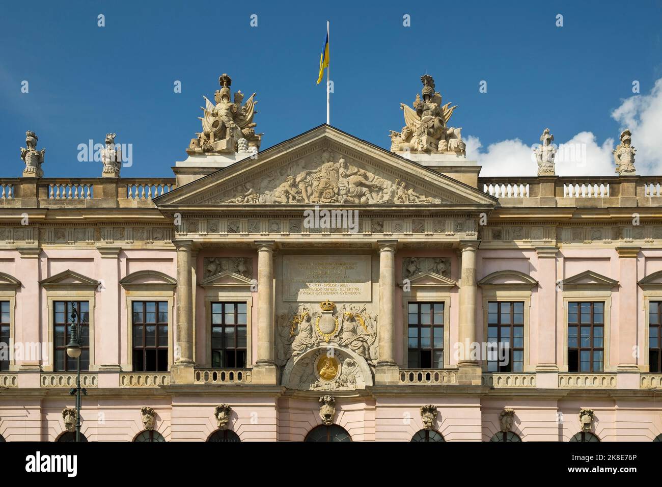 Museo Histórico Alemán en el arsenal barroco en el boulevard Unter den Linden, detalle de fachada, Berlín, Alemania Foto de stock