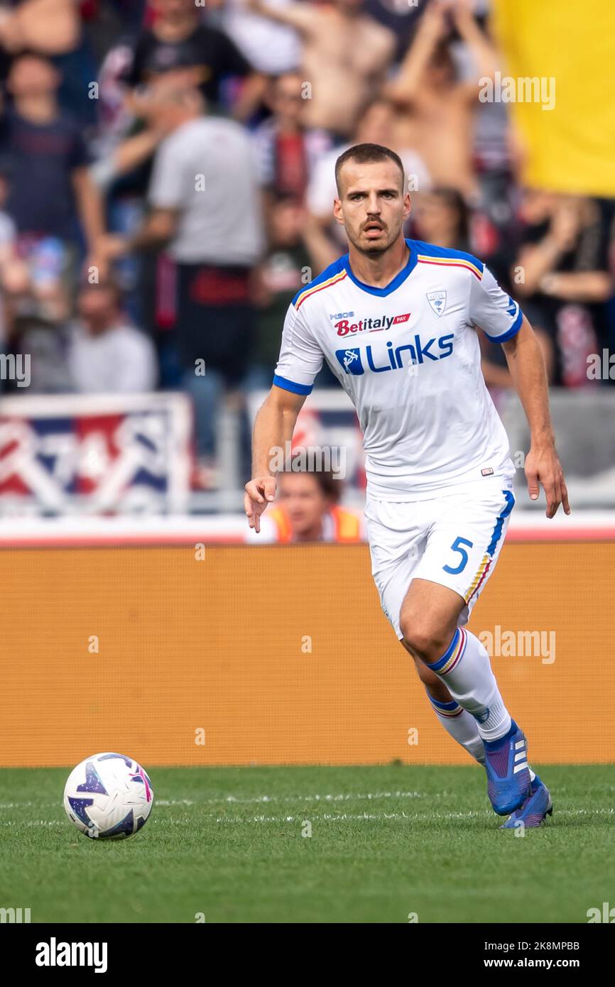 Marin Pongracic (Lecce) Durante el italiano ' Serie Un partido entre el