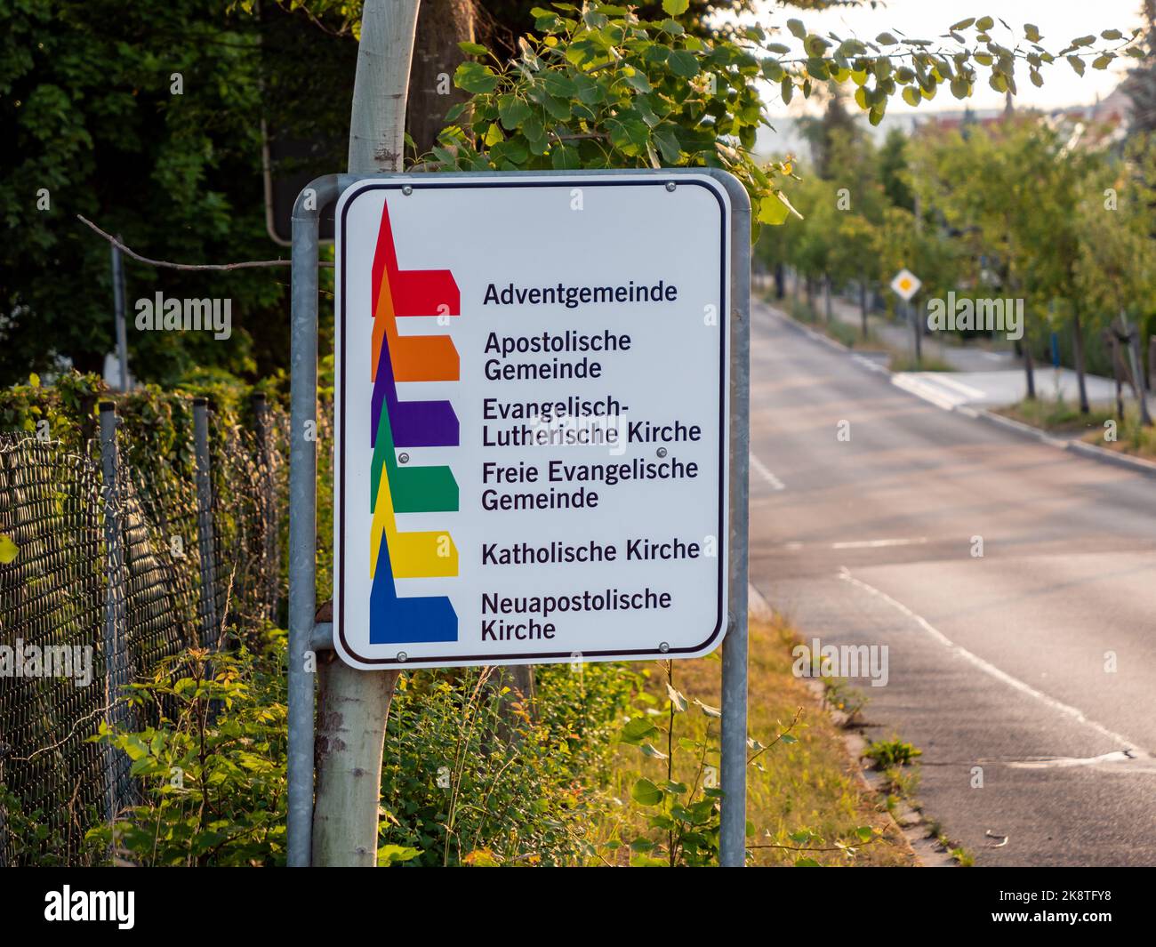 Denominaciones cristianas fotografías e imágenes de alta resolución - Alamy Denominaciones cristianas fotografías e imágenes de alta resolución - Alamy
