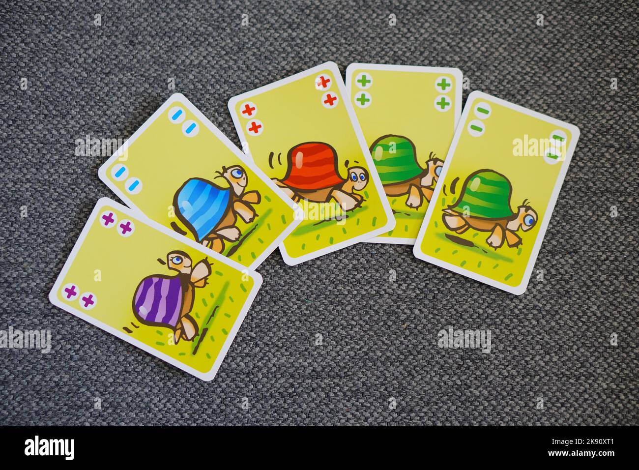 Las cartas de la marca Egmont polaco Pedzace Zolwie juego de cartas que