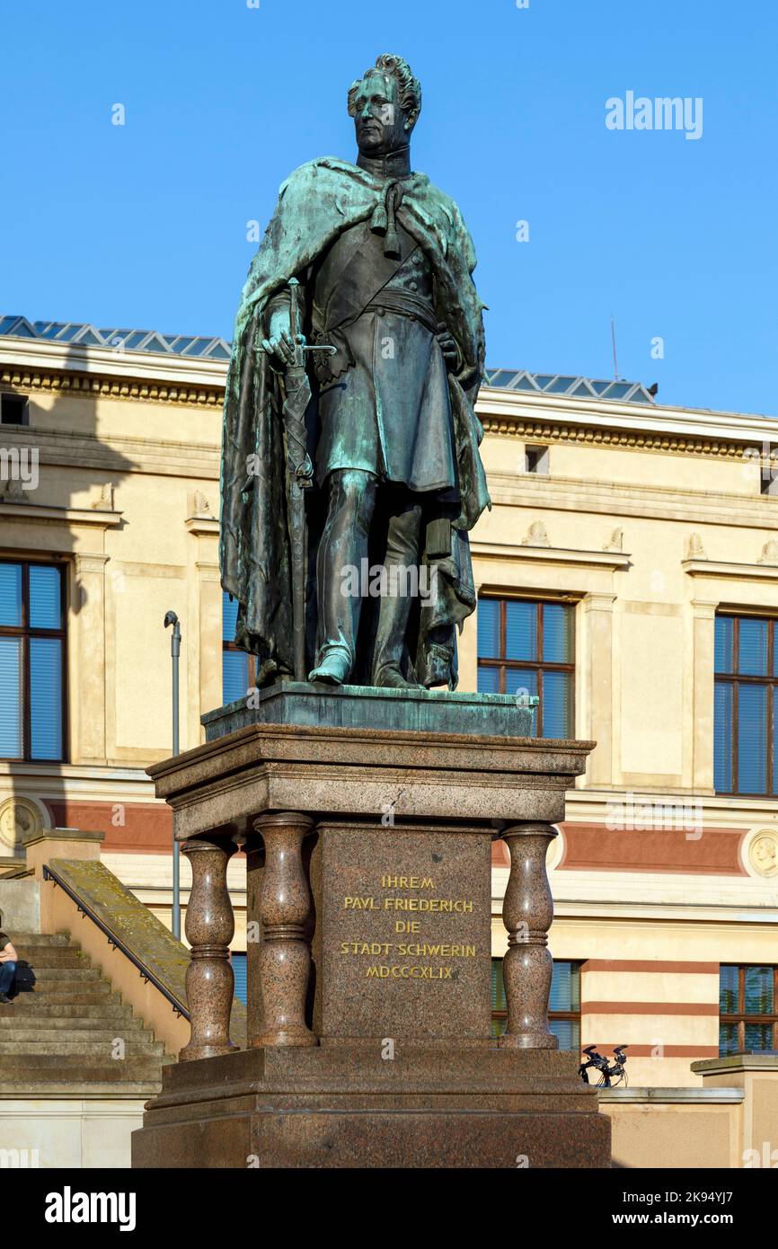 Monumento a Paul Friedrich en Schwerin, Gran Duque de Mecklemburgo Foto de stock