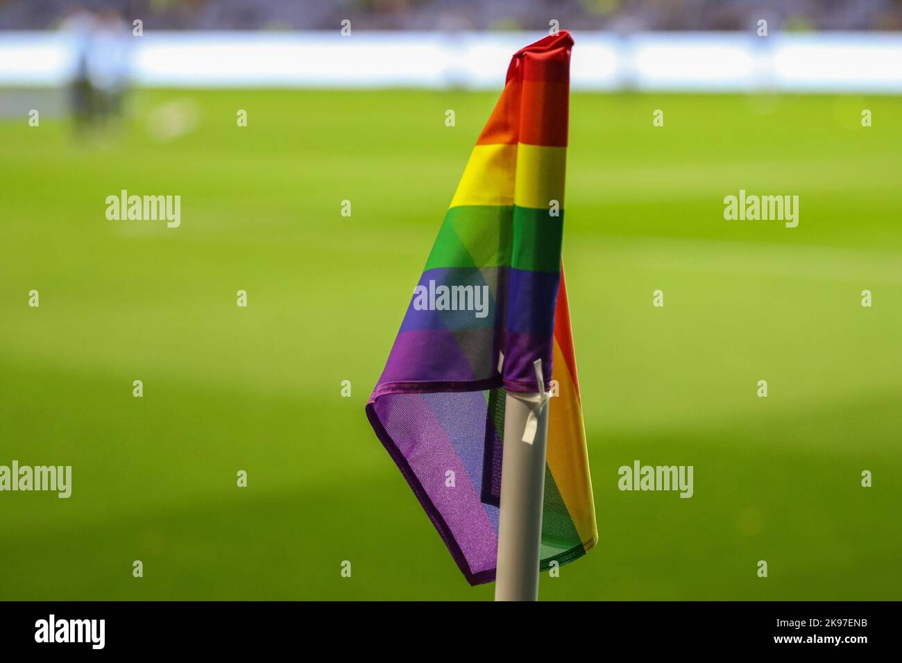 Cordones de colores del arco iris fotografías e imágenes de alta resolución  - Alamy