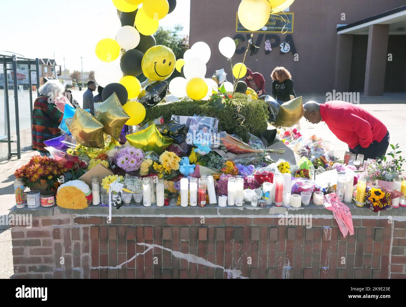 St. Louis, EE.UU. 27th de Oct de 2022. El representante Jamaal Bowman