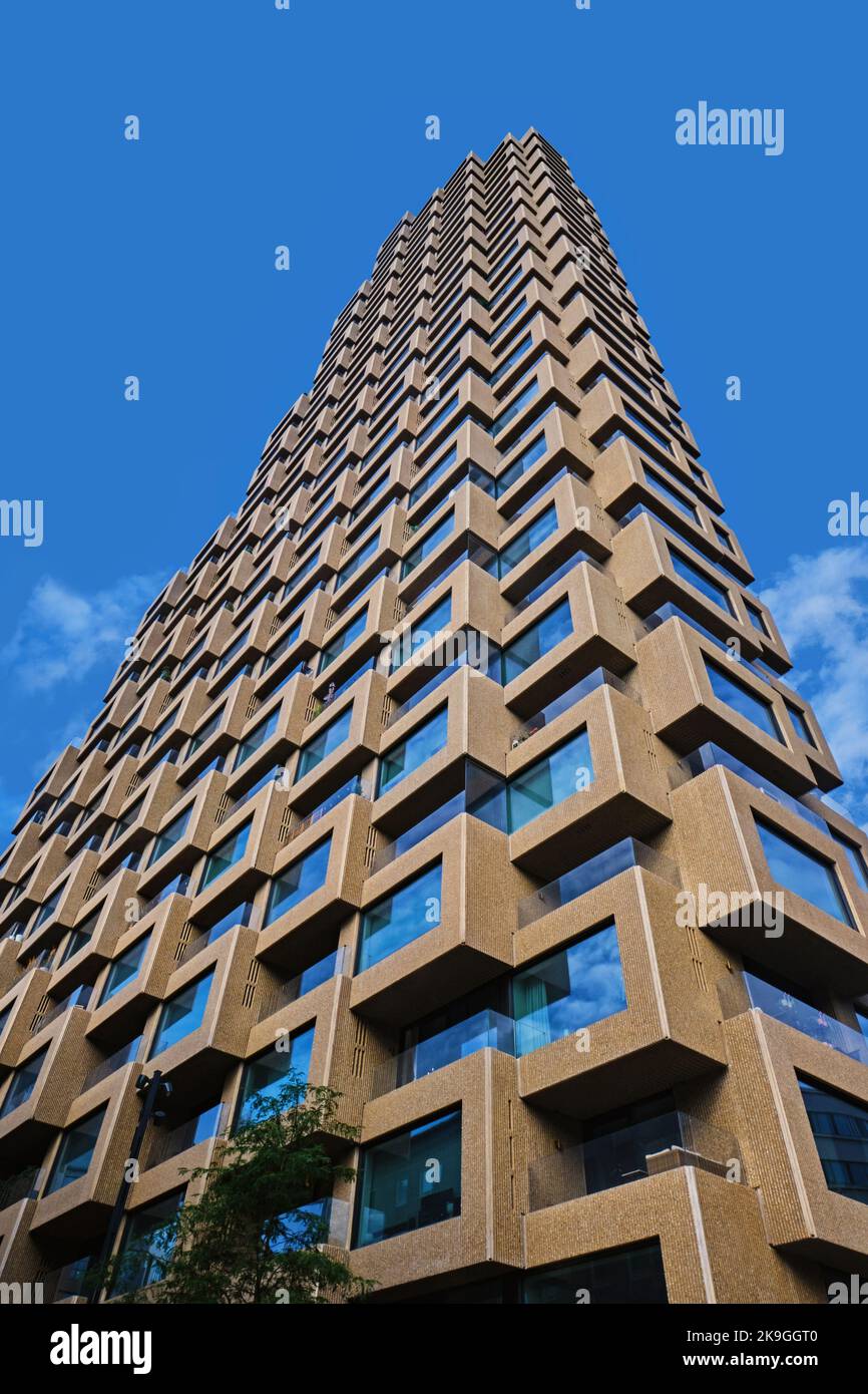 Estocolmo, Suecia Sept 2022 Nuevo edificio de apartamentos de dos