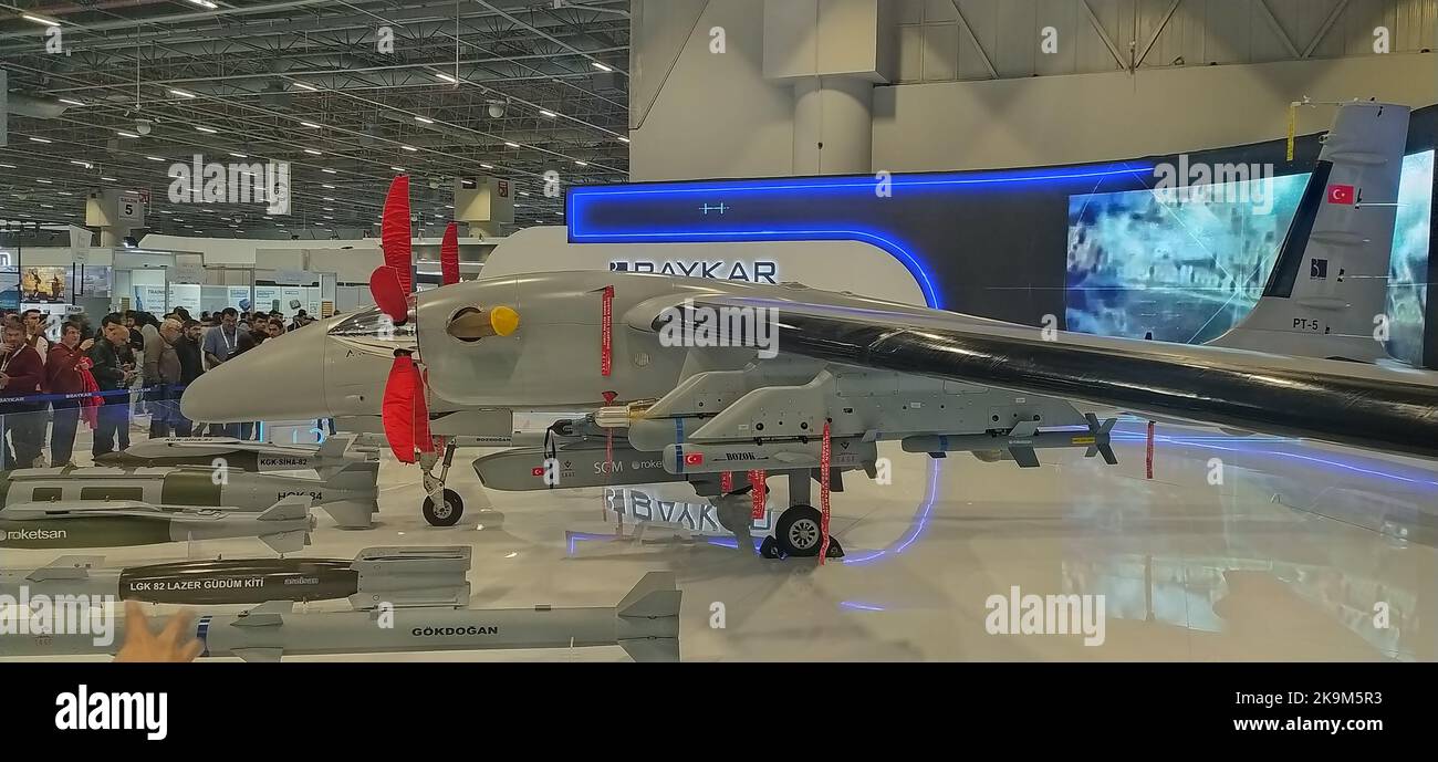 Estambul Turquía. Octubre 2022. Vehículo aéreo no tripulado Aknc. Saha Expo, Baykar, drone, avión. Foto de stock