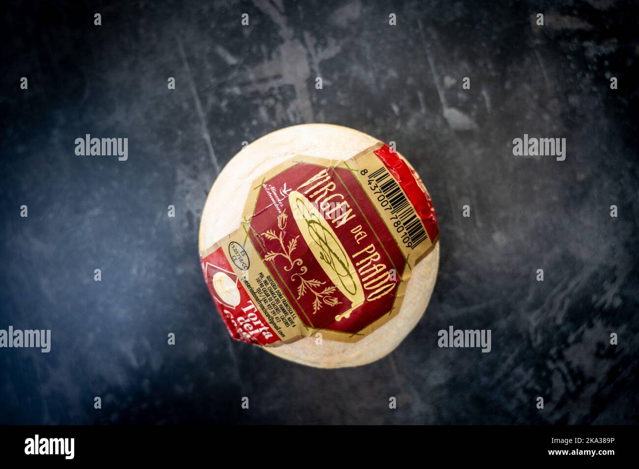 Queso Virgen del Prado, un queso español que moquea en Cáceres, España