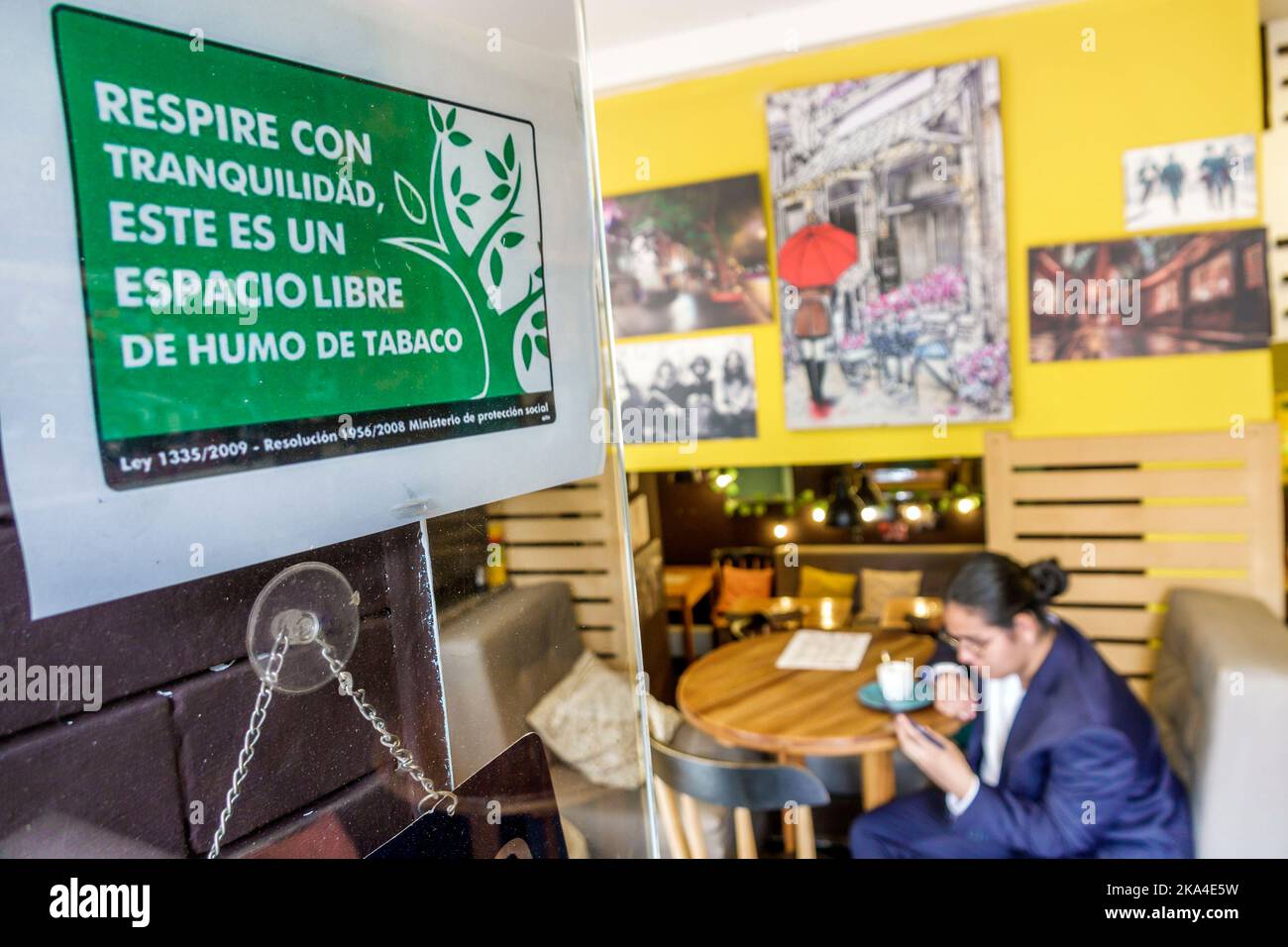 Bogotá Colombia,La Candelaria Centro Historico CENTRO HISTÓRICO CENTRO DE LA CIUDAD ANTIGUA CENTRO DE LA CIUDAD EGIPTO,SAMA Café de Origen coffeehouse,RESTAURANTE RESTAURANTES d Foto de stock