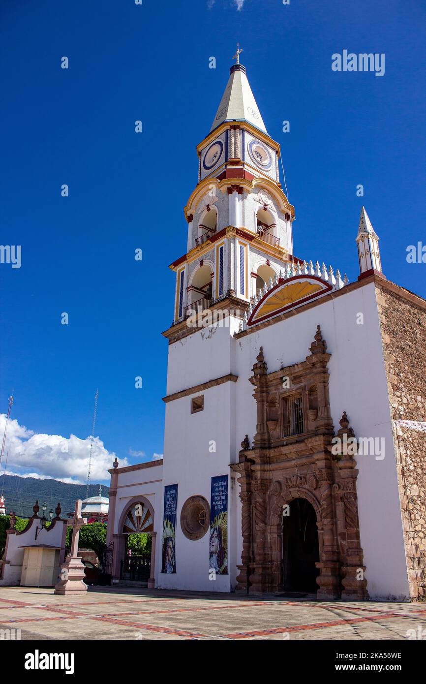 La iglesia grande fotografías e imágenes de alta resolución Alamy