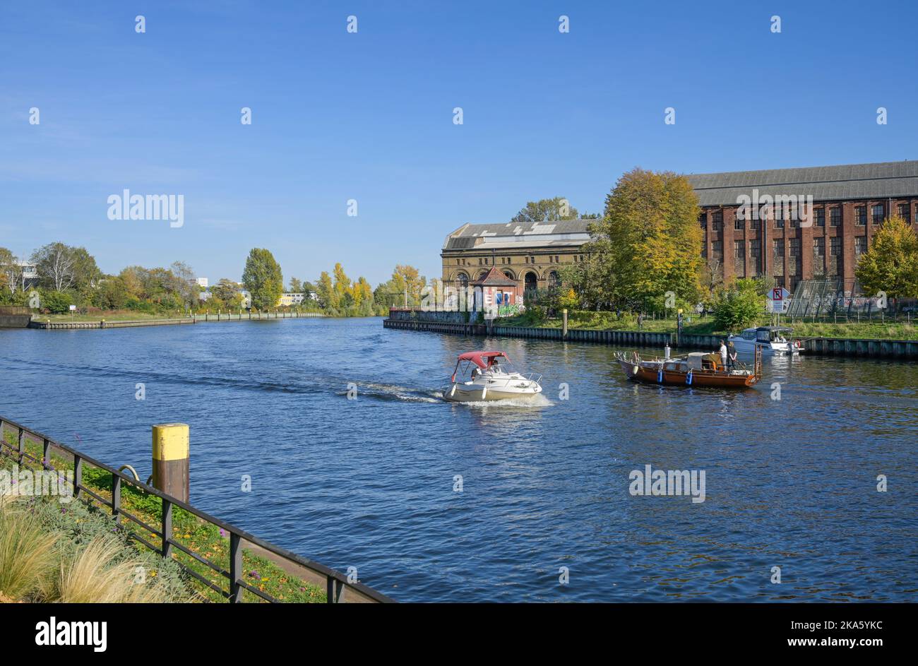 Mündung Spree in die Havel, Zusammenfluß, Spandau, Berlín, Alemania Foto de stock