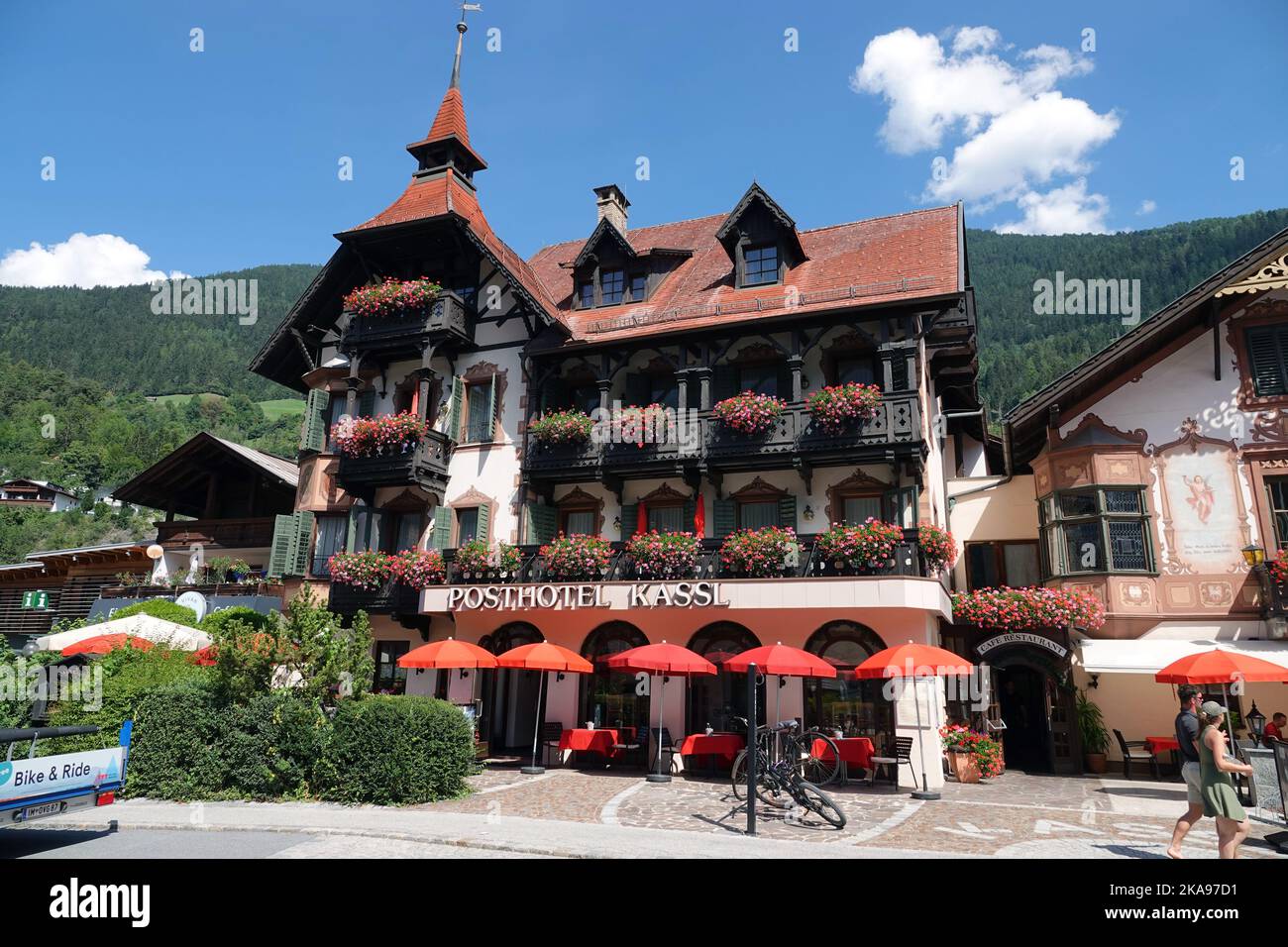 Post Hotel, Posthotel, Langenfeld, Otoño en el Valle de Oetztal Austria, Tirol, Alpes, Foto de stock