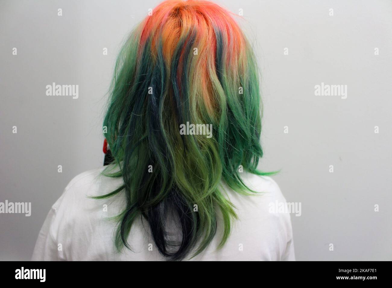 Resultado de la decoloración del cabello fotografías e imágenes de alta  resolución - Alamy