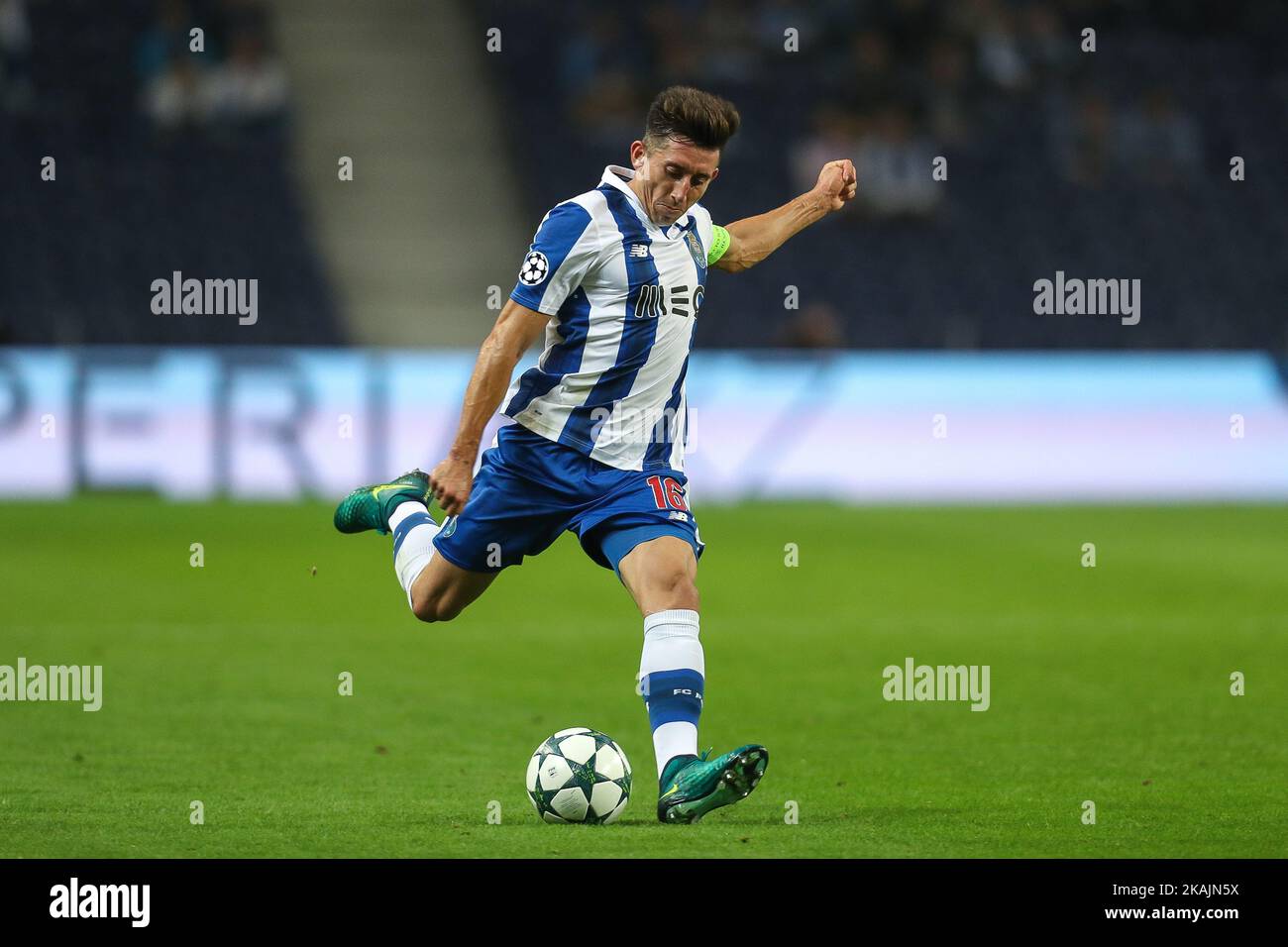 Porto Comemora o Gol de Sanusi Vs Olímpico de Marselha - Esportes