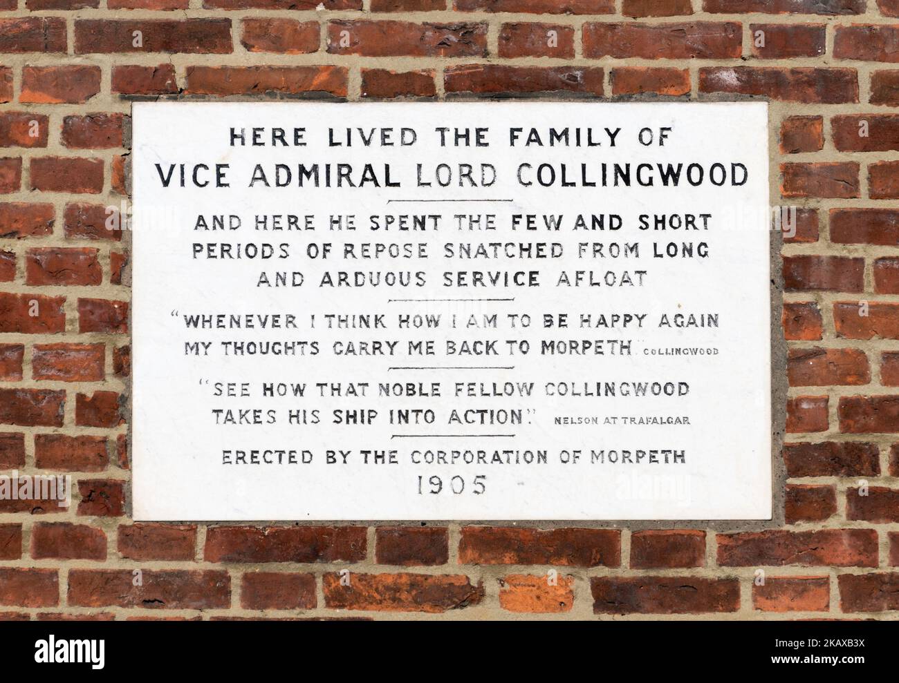 Una placa en la pared de Collingwood House, anteriormente la casa familiar del Vice Almirante Lord Collingwood, en Morpeth, Northumberland, Inglaterra, Reino Unido Foto de stock