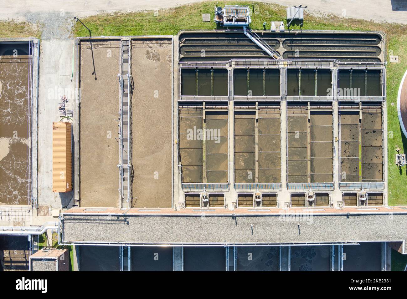 Vista aérea de la instalación de tratamiento de aguas residuales, Norristown, Pensilvania, EE.UU Foto de stock