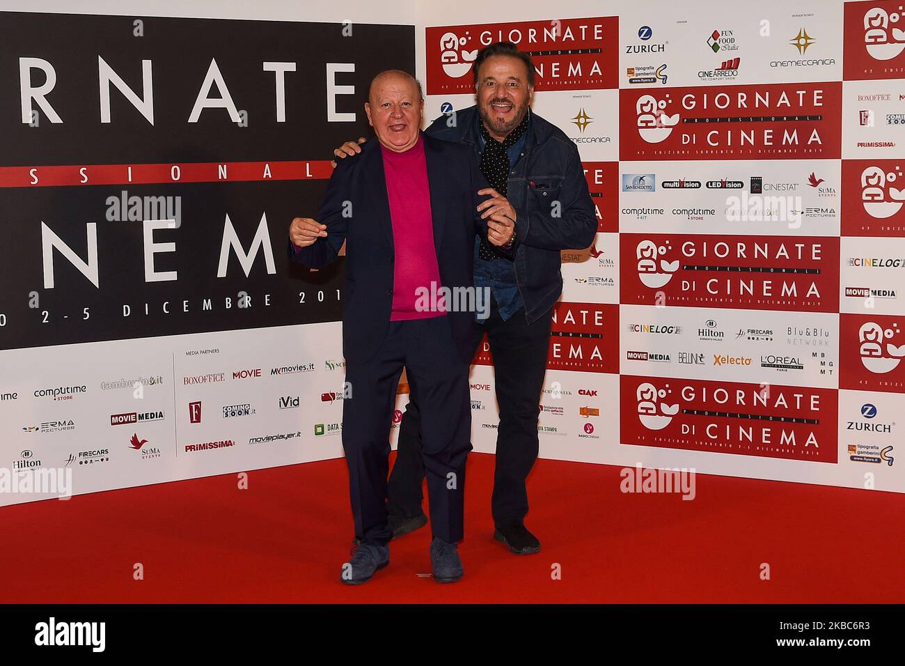Massimo Boldi y Christian De Sica asisten a una fotollamada durante el 41th Giornate Professionali del Cinema Sorrento Italia el 2 de diciembre de 2019. (Foto de Franco Romano/NurPhoto) Foto de stock