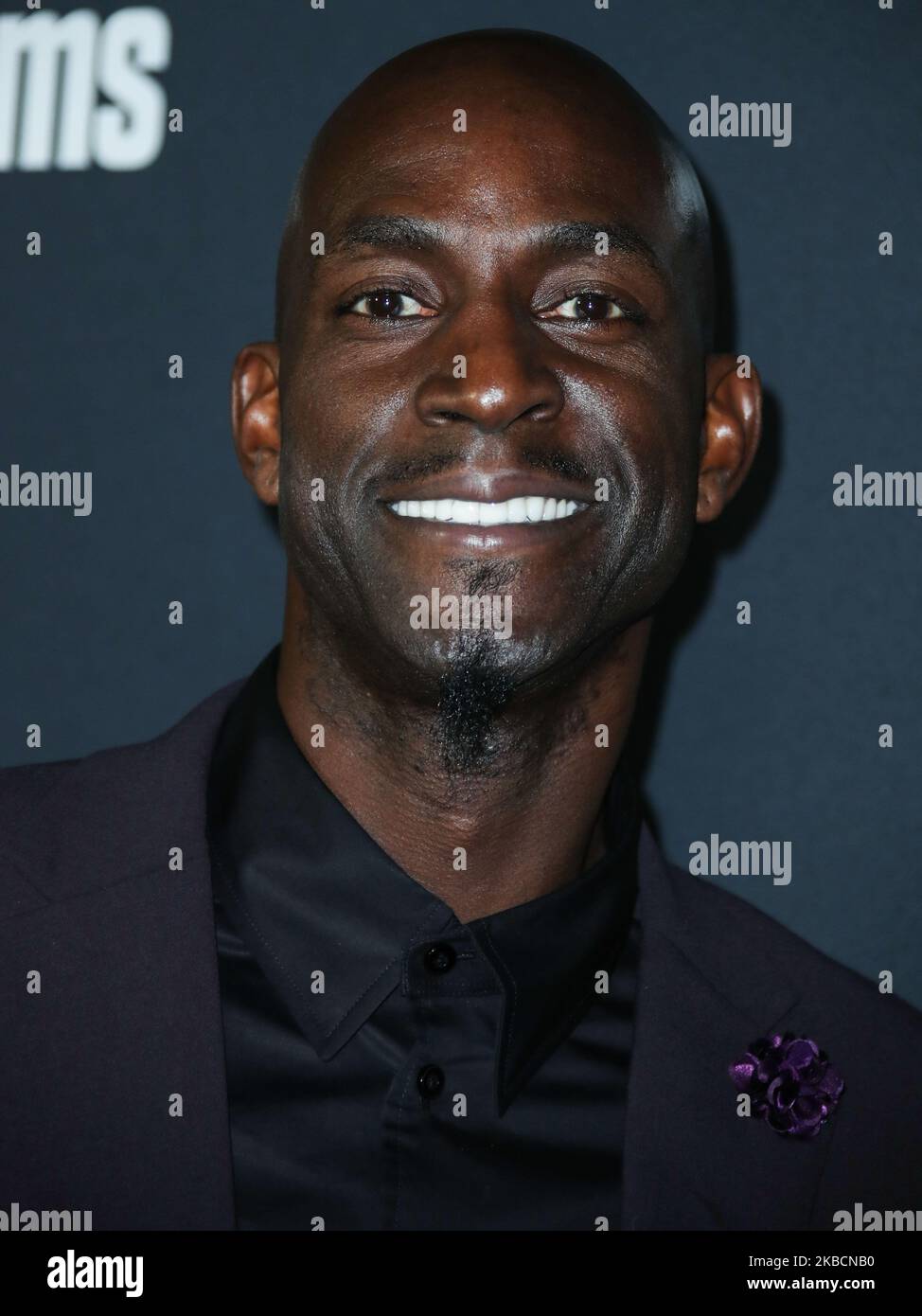 HOLLYWOOD, LOS ANGELES, CALIFORNIA, USA - DICIEMBRE 11: El jugador estadounidense de baloncesto Kevin Garnett llega al estreno en Los Ángeles de 'Uncut Gems', celebrado en el Arclight Cinerama Dome el 11 de diciembre de 2019 en Hollywood, Los Angeles, California, Estados Unidos. (Foto de Xavier Collin/Image Press Agency/NurPhoto) Foto de stock