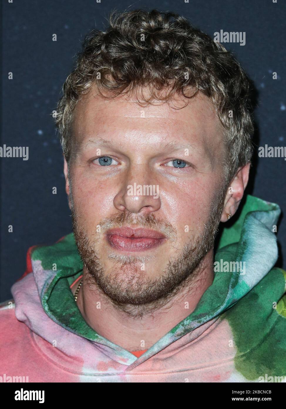 HOLLYWOOD, LOS ANGELES, CALIFORNIA, USA - DICIEMBRE 11: El actor Sebastian Bear McClard llega al estreno en Los Ángeles de 'Uncut Gems', celebrado en el Arclight Cinerama Dome el 11 de diciembre de 2019 en Hollywood, Los Angeles, California, Estados Unidos. (Foto de Xavier Collin/Image Press Agency/NurPhoto) Foto de stock