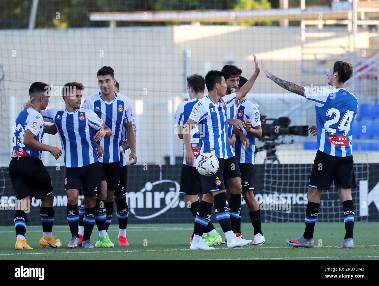 puntada Decimal Itaca Los jugadores del RCD Espanyol celebran el partido amistoso entre el RCD  Espanyol y el SD Huesca, jugado en el Dani Jarque Sports City, el 22th de  agosto de 2020, en Barcelona,