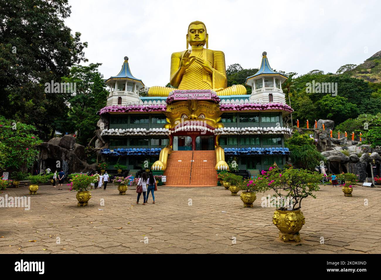 Templo de la cueva de Dambulla. Sri Lanka Foto de stock