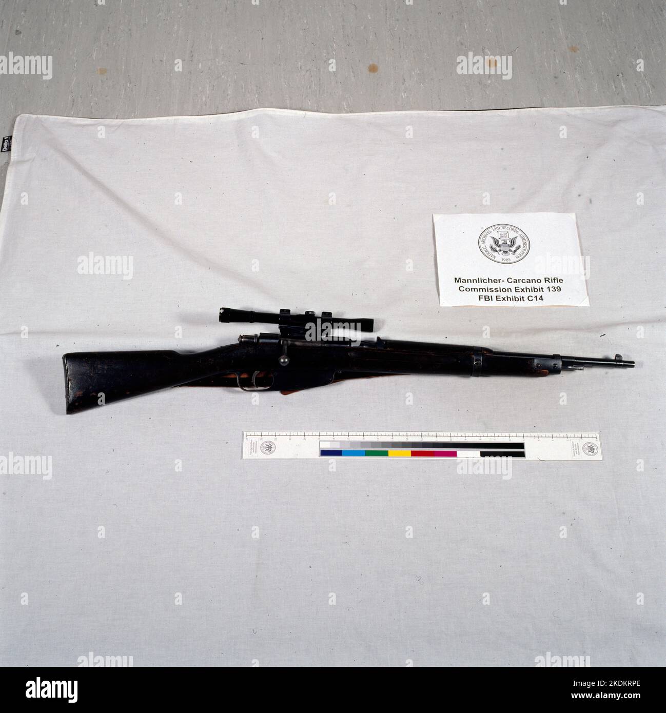 Rifle Mannlicher-Carcano propiedad de Lee Harvey Oswald y supuestamente utilizado para asesinar al Presidente John F. Kennedy en 1963 Foto de stock
