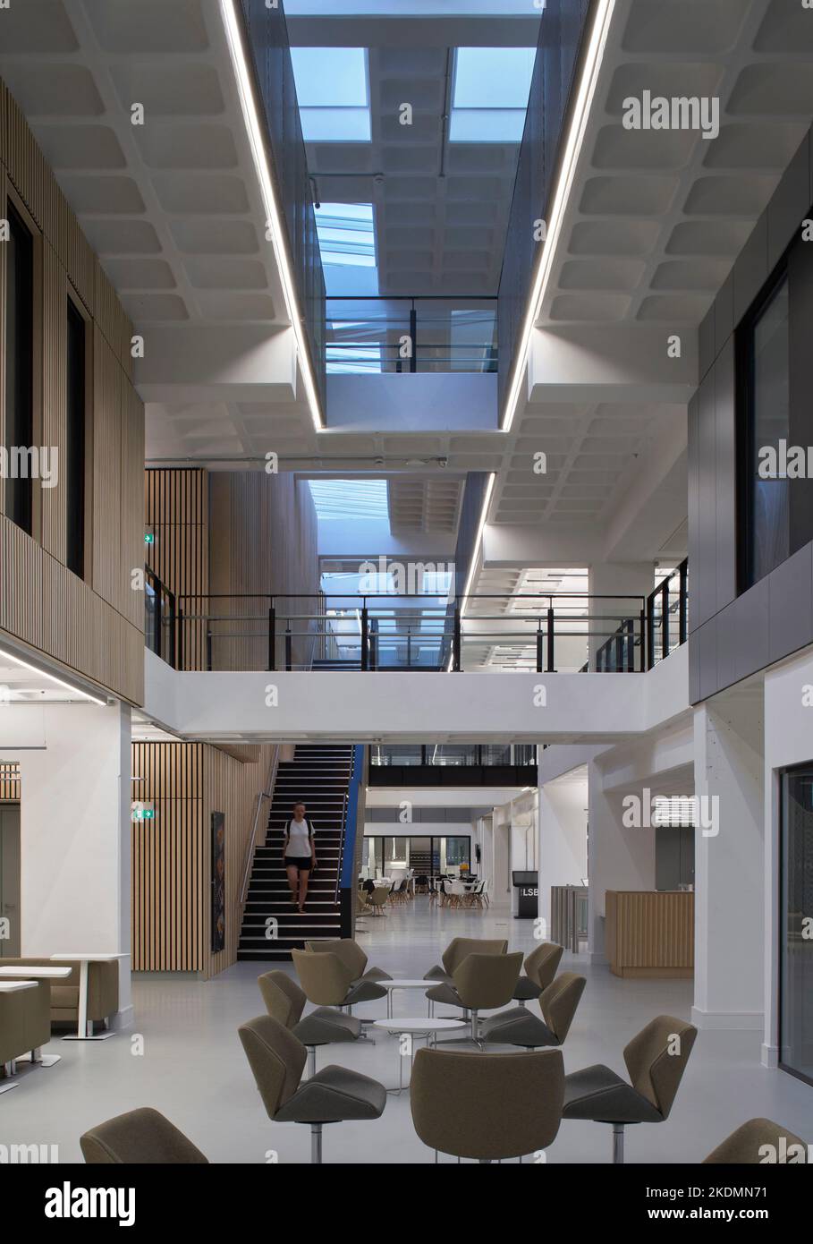 Planta baja. London South Bank University, LSBU Hub, Londres, Reino Unido. Arquitecto: Wilkinson Eyre Arquitectos, 2022. Foto de stock
