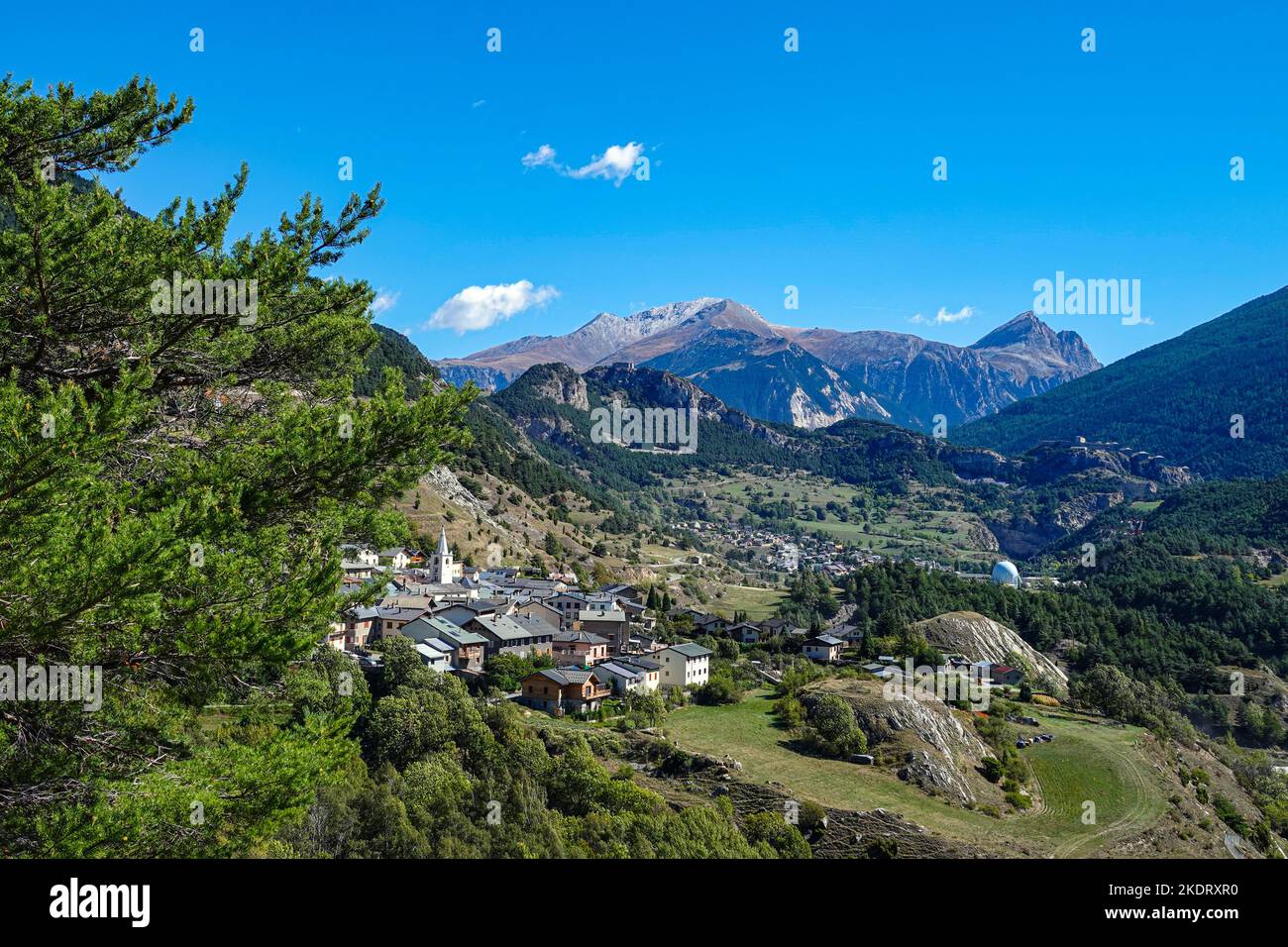 Los fuertes de la barrera de Essilon y Avrieux en el valle de Maurienne, Vanoise, los Alpes franceses, Francia, los Alpes, Alpino Foto de stock