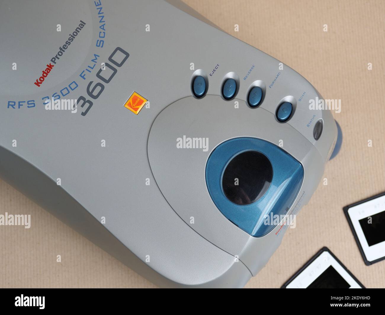 En esta ilustración se muestra el escáner de película Kodak Professional  RFS 3600. El dispositivo está diseñado para escanear negativos y  diapositivas. (Foto de Igor Golovniov / SOPA Images/Sipa USA Fotografía de