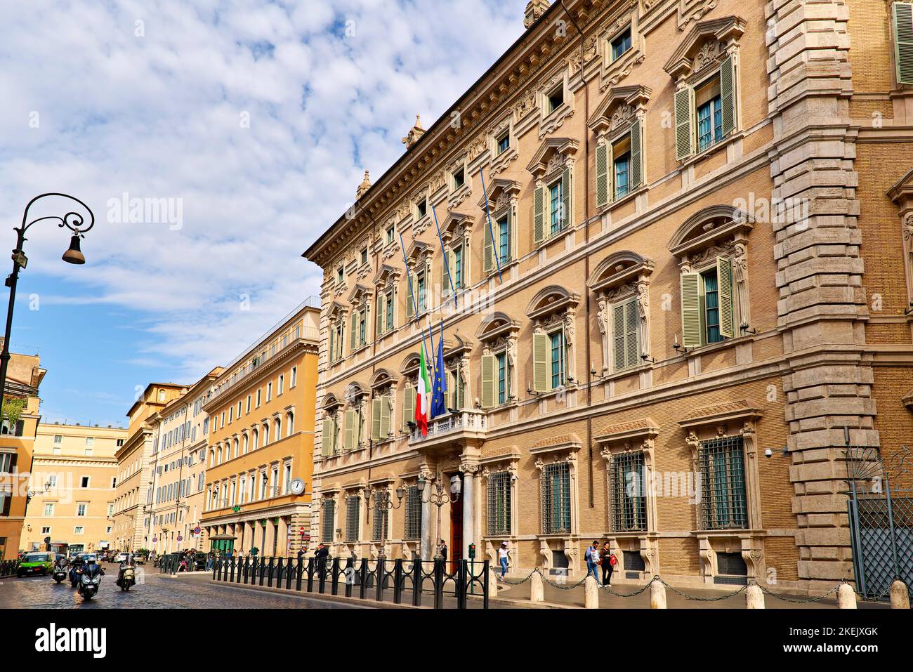 Roma Lazio Italia. El Palazzo Madama es la sede del Senado de la República Italiana, la cámara alta del Parlamento italiano. Foto de stock