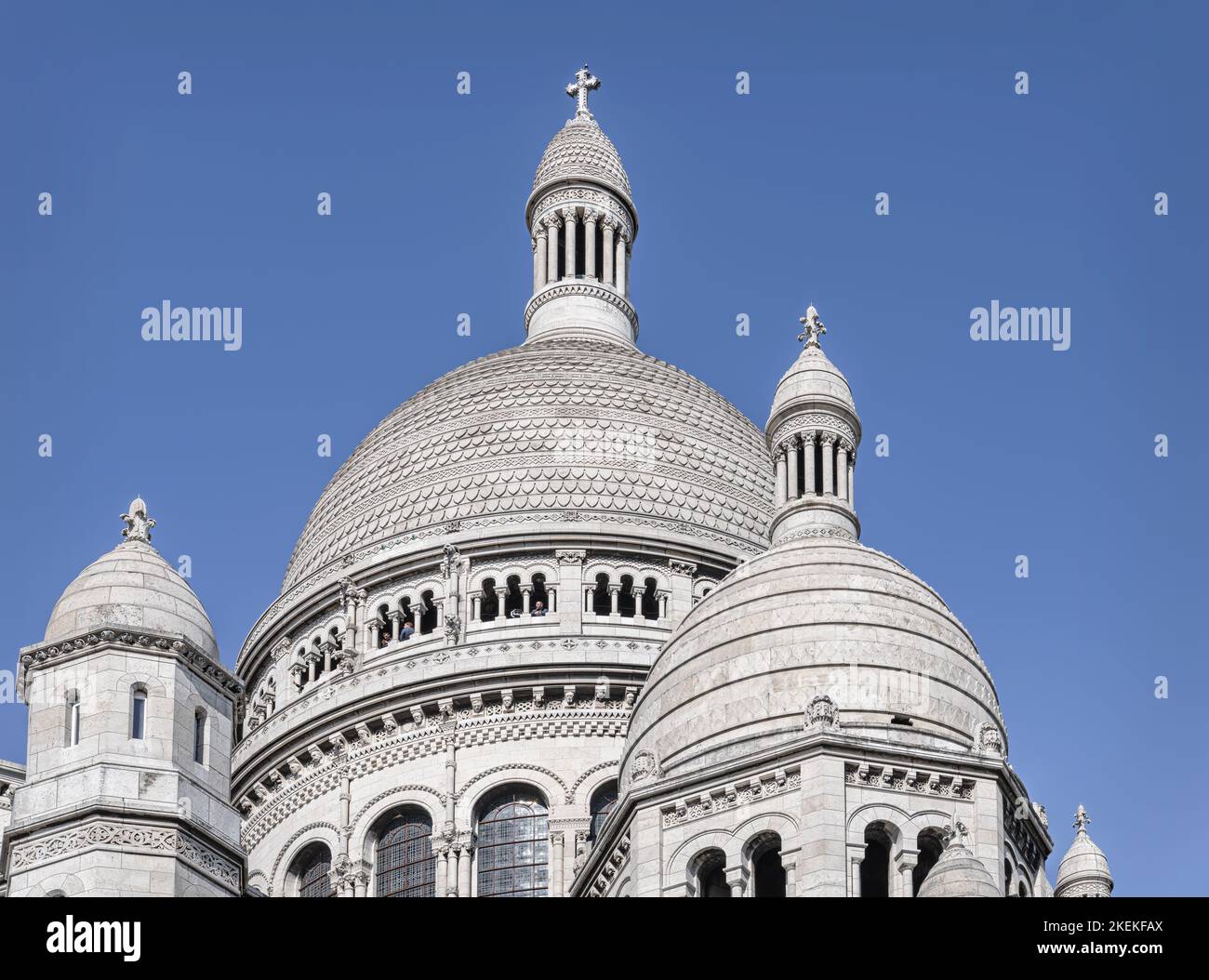 Cerca de las Domas de la Basílica del Sacré Coeur de Montmartre